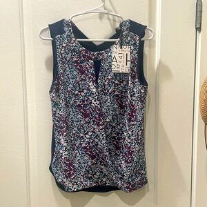 NEW…41 Hawthorn Clearwater Mixed Media Surplice Floral Top